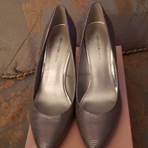 Ladies Pewter Pump heel shoes
